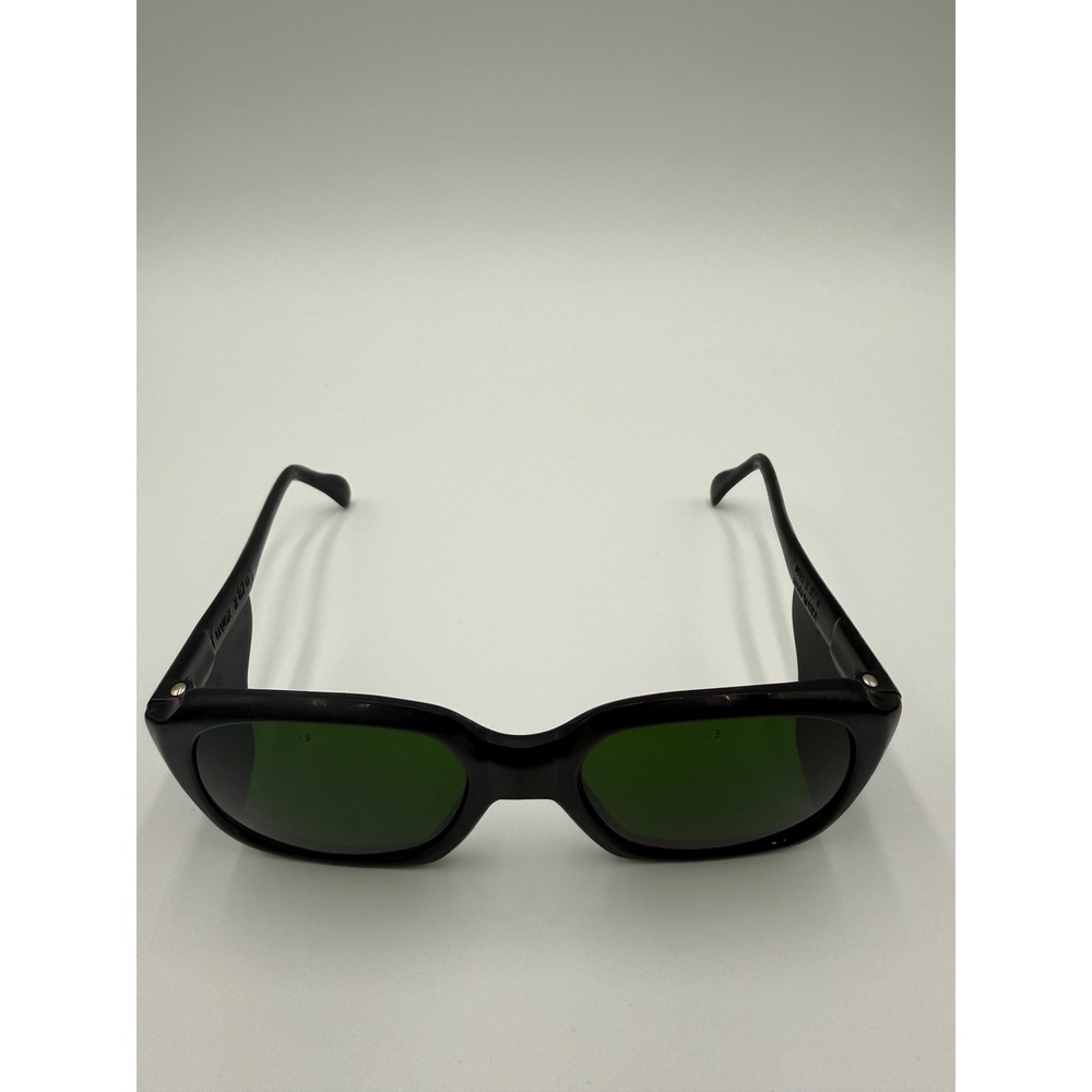 Uvex Safety Glasses Unisex OSFM Black Good Z87 Green Lens Side Shields